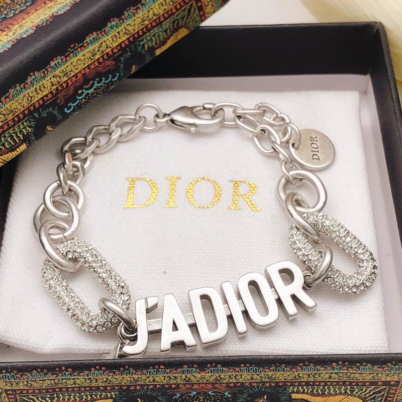 Dior Bracelet 04lyr48
